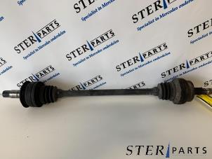 Gebruikte Steekas rechts-achter Mercedes E (W212) E-220 CDI 16V BlueEfficiency,BlueTEC Prijs € 34,95 Margeregeling aangeboden door Sterparts Mercedes specialist