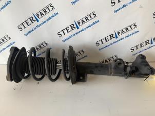 Gebruikte Schokdemperpoot links-voor Mercedes C Estate (S204) 3.0 C-320 CDI V6 24V Prijs € 39,95 Margeregeling aangeboden door Sterparts Mercedes specialist
