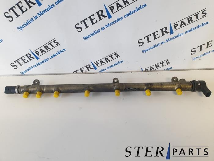 Gebruikte Injector brug Mercedes S (W220) 3.2 S-320 CDI Prijs € 75,00 Margeregeling aangeboden door Sterparts Mercedes specialist