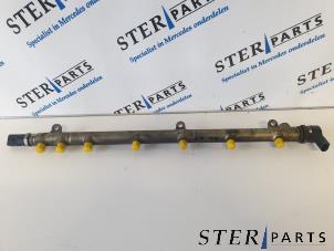 Gebruikte Injector brug Mercedes S (W220) 3.2 S-320 CDI Prijs € 75,00 Margeregeling aangeboden door Sterparts Mercedes specialist