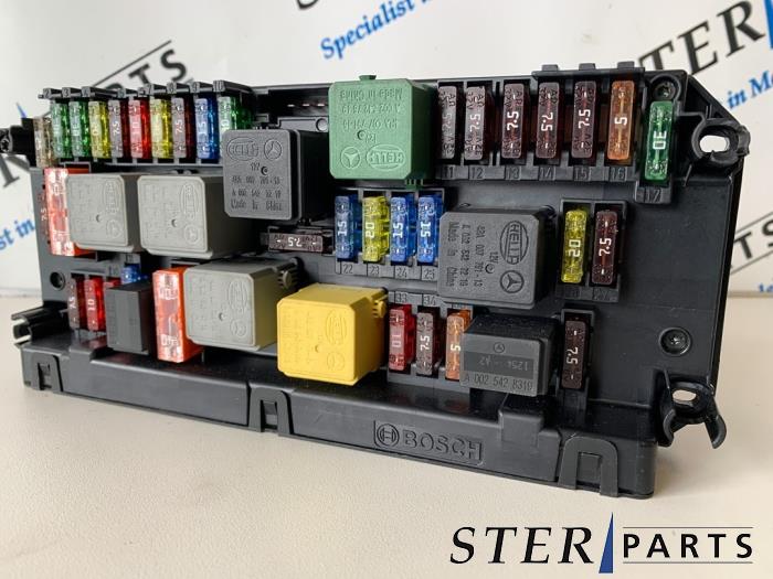 Gebruikte Sam module Mercedes E (C207) E-200 CGI 16V BlueEfficiency Prijs € 145,00 Margeregeling aangeboden door Sterparts Mercedes specialist