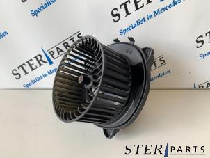 Gebruikte Blower Mercedes ML II (164/4JG) 3.0 ML-280 CDI 4-Matic V6 24V Prijs € 75,00 Margeregeling aangeboden door Sterparts Mercedes specialist