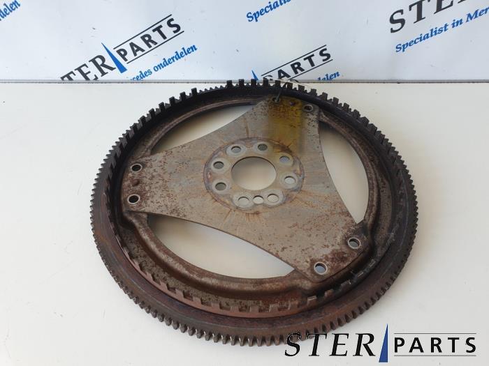 Gebruikte Starterkrans Mercedes S (W220) 3.2 S-320 CDI Prijs € 50,00 Margeregeling aangeboden door Sterparts Mercedes specialist