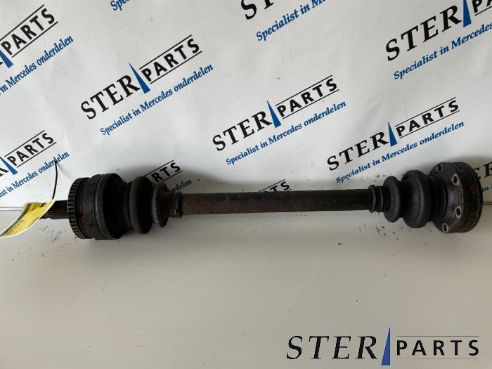 Gebruikte Steekas rechts-achter Mercedes S (W220) 3.2 S-320 CDI 24V Prijs € 64,95 Margeregeling aangeboden door Sterparts Mercedes specialist
