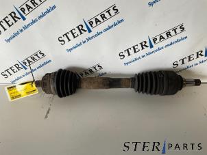 Gebruikte Homokineetas links-voor Mercedes A (W168) 1.7 A-170 CDI 16V Prijs € 24,95 Margeregeling aangeboden door Sterparts Mercedes specialist