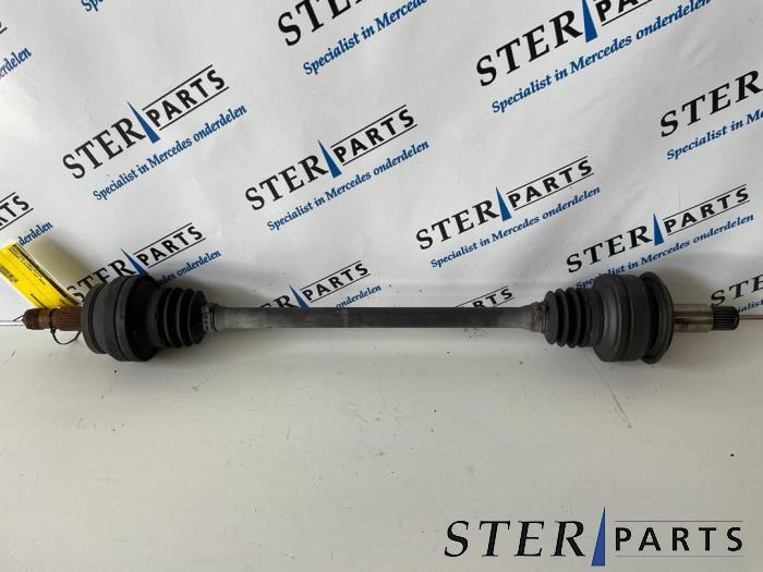 Gebruikte Steekas links-achter Mercedes E Estate (S212) E-200 CDI 16V BlueEfficiency,BlueTEC Prijs € 124,50 Margeregeling aangeboden door Sterparts Mercedes specialist