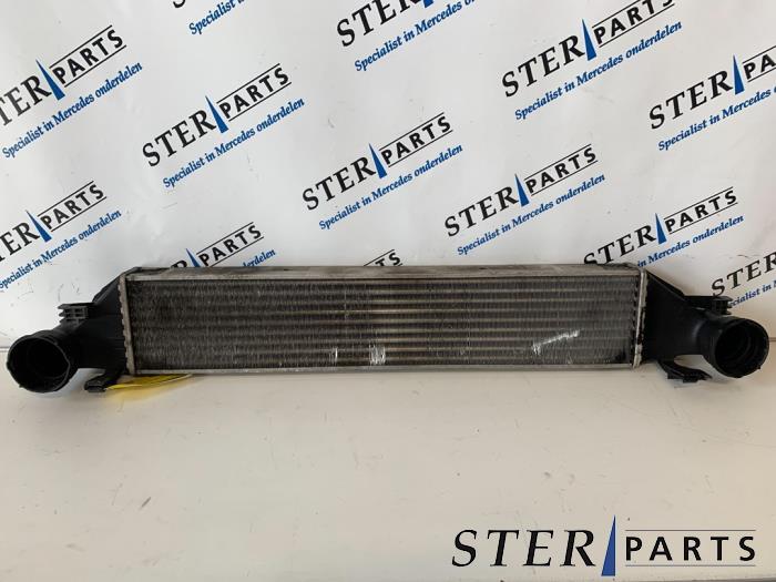 Gebruikte Intercooler Mercedes C Combi (S203) 1.8 C-180K 16V Prijs € 24,95 Margeregeling aangeboden door Sterparts Mercedes specialist