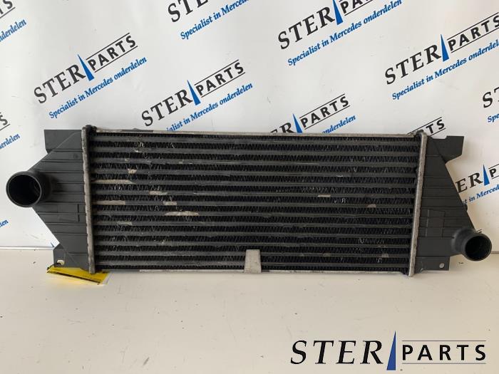 Gebruikte Intercooler Mercedes ML I (163) 2.7 270 CDI 20V Prijs € 49,50 Margeregeling aangeboden door Sterparts Mercedes specialist