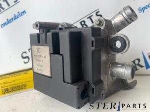 Gebruikte Element Kachelverwarming Mercedes E (W210) 3.2 E-320 CDI 24V Prijs € 44,95 Margeregeling aangeboden door Sterparts Mercedes specialist