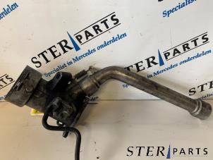Gebruikte EGR Klep Mercedes C (W203) 2.2 C-220 CDI 16V Prijs € 44,95 Margeregeling aangeboden door Sterparts Mercedes specialist