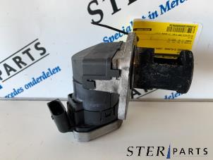 Gebruikte EGR Klep Mercedes E (W211) 3.2 E-320 CDI 24V Prijs € 99,50 Margeregeling aangeboden door Sterparts Mercedes specialist