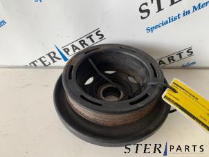 Gebruikte Krukas Poelie Mercedes Vito (639.6) 2.2 109 CDI 16V Prijs € 34,95 Margeregeling aangeboden door Sterparts Mercedes specialist