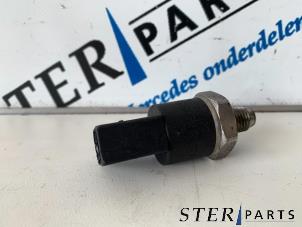 Gebruikte Druksensor Mercedes C (W202) 2.2 C-220 CDI 16V Prijs € 34,95 Margeregeling aangeboden door Sterparts Mercedes specialist