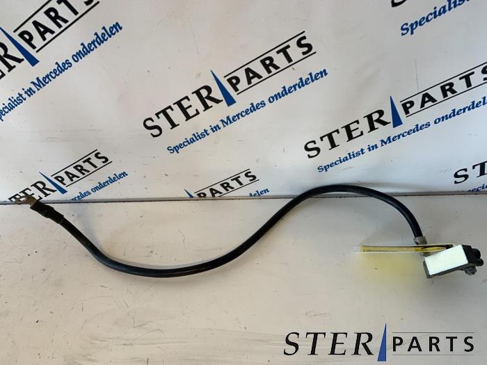 Gebruikte Accu sensor Mercedes B (W246/W242) 1.6 B-200 BlueEFFICIENCY Turbo 16V Prijs € 44,95 Margeregeling aangeboden door Sterparts Mercedes specialist
