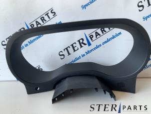 Gebruikte Kilometerteller sierlijst Mercedes B (W246) 1.6 B-200 BlueEFFICIENCY Turbo 16V Prijs € 14,95 Margeregeling aangeboden door Sterparts Mercedes specialist