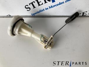 Gebruikte Tankvlotter Mercedes E (W210) 2.8 E-280 V6 18V 4Matic Prijs € 49,95 Margeregeling aangeboden door Sterparts Mercedes specialist