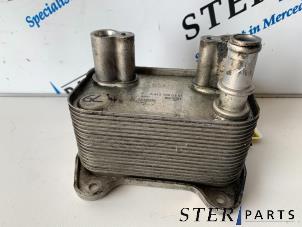 Gebruikte Oliekoeler Mercedes C (W203) 2.2 C-200 CDI 16V Prijs € 34,95 Margeregeling aangeboden door Sterparts Mercedes specialist