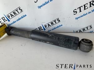 Gebruikte Schokdemper links-achter Mercedes Vito (639.7) 2.2 116 CDI 16V Euro 5 Prijs € 36,24 Inclusief btw aangeboden door Sterparts Mercedes specialist