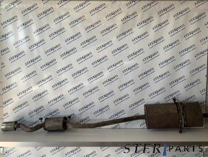 Gebruikte Uitlaat Midden + Einddemper Mercedes B (W245) 1.7 B-170 16V Prijs € 75,00 Margeregeling aangeboden door Sterparts Mercedes specialist