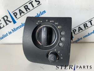 Gebruikte Licht Schakelaar Mercedes ML II (164/4JG) 3.0 ML-280 CDI 4-Matic V6 24V Prijs € 39,95 Margeregeling aangeboden door Sterparts Mercedes specialist