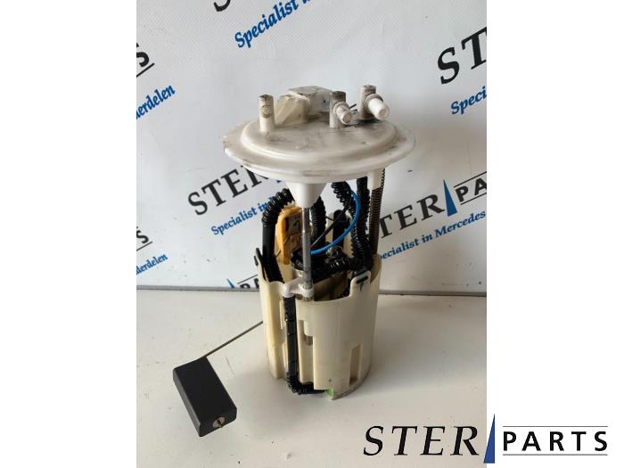 Gebruikte Tank element Pomp Mercedes Vito (639.7) 2.2 109 CDI 16V Prijs € 42,29 Inclusief btw aangeboden door Sterparts Mercedes specialist