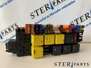 Gebruikte Sam module Mercedes S (W220) 3.2 S-320 CDI Prijs € 125,00 Margeregeling aangeboden door Sterparts Mercedes specialist