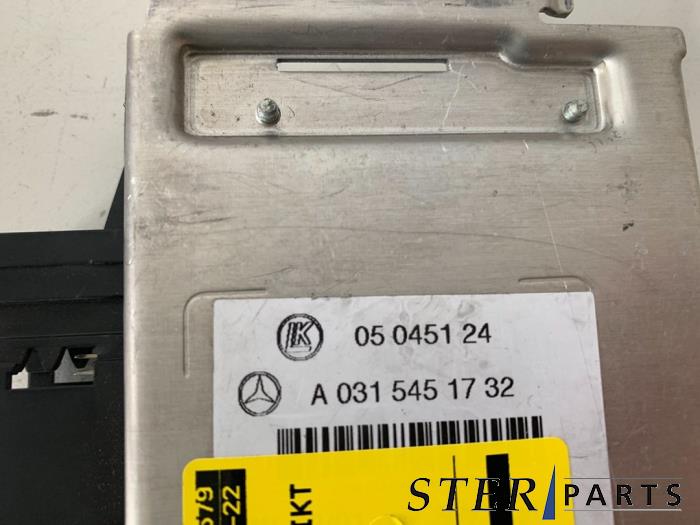 Comfort Module van een Mercedes-Benz S (W220) 3.2 S-320 CDI 24V 2000