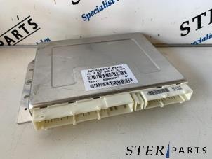 Gebruikte Luchtvering module Mercedes E (W211) 2.2 E-200 CDI 16V Prijs € 90,00 Margeregeling aangeboden door Sterparts Mercedes specialist