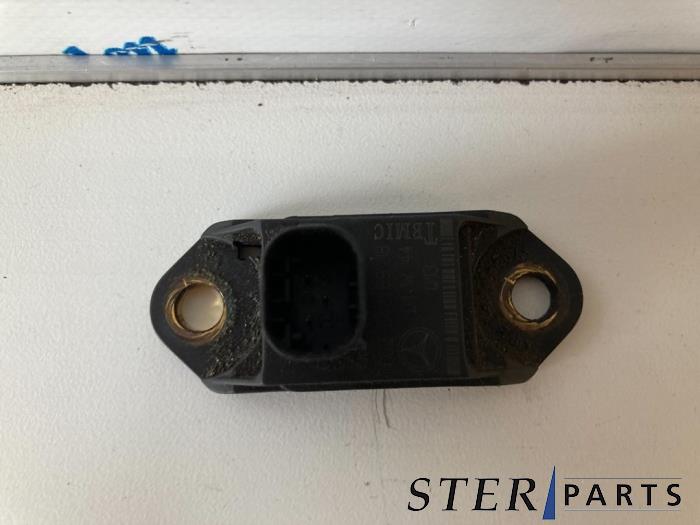 Snelheid Sensor van een Mercedes-Benz S (W220) 3.2 S-320 CDI 2003