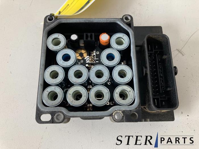 ABS Computer van een Mercedes-Benz Sprinter 3,5t (906.73) 310 CDI 16V 2008