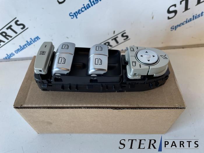 Elektrisch Raam Schakelaar Mercedes ML II 3.0 ML-320 CDI 4-Matic V6 24V Elektrisch Raam Schakelaar Mercedes ML II 3.0 ML-320 CDI 4-Matic V6 24V