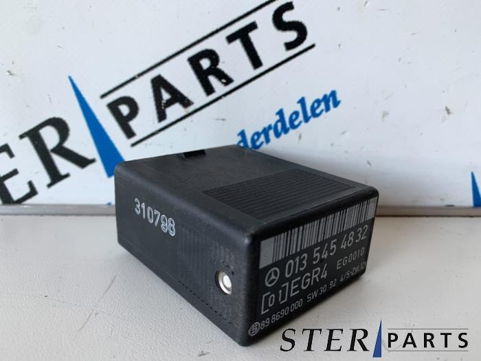 Gebruikte EGR module Mercedes Vito (638.1/2) 2.3 110D Prijs € 29,95 Margeregeling aangeboden door Sterparts Mercedes specialist