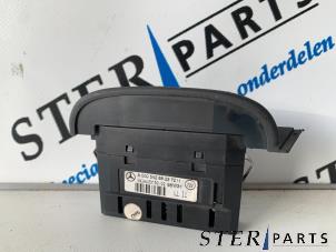 Gebruikte PDC paneel Mercedes S (W220) 3.2 S-320 CDI 24V Prijs € 29,95 Margeregeling aangeboden door Sterparts Mercedes specialist