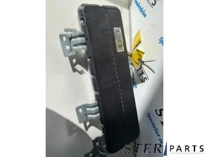 Gebruikte Side Airbag Mercedes C Sportcoupé (C203) 2.2 C-200 CDI 16V Prijs € 25,00 Margeregeling aangeboden door Sterparts Mercedes specialist
