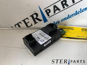 Gebruikte Antenne (diversen) Mercedes S (W221) 3.0 S-320 CDI 24V Prijs € 20,00 Margeregeling aangeboden door Sterparts Mercedes specialist