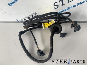 Gebruikte PDC kabelboom Mercedes S (W221) 3.0 S-320 CDI 24V Prijs € 28,95 Margeregeling aangeboden door Sterparts Mercedes specialist