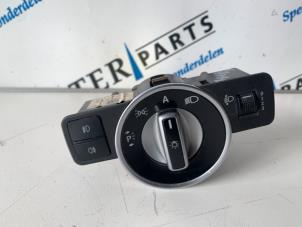 Gebruikte Licht Schakelaar Mercedes C (W204) 1.8 C-200 CGI 16V Prijs € 24,95 Margeregeling aangeboden door Sterparts Mercedes specialist