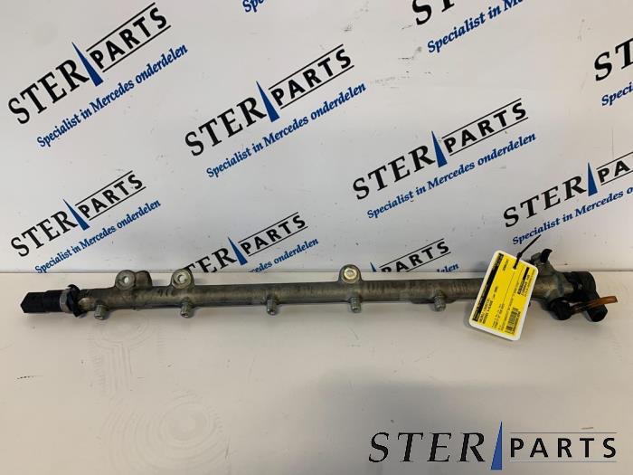 Gebruikte Common rail (Injectie) Mercedes S (W220) 3.2 S-320 CDI 24V Prijs € 75,00 Margeregeling aangeboden door Sterparts Mercedes specialist