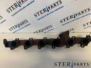 Gebruikte Spruitstuk Uitlaat Mercedes S (W220) 3.2 S-320 CDI 24V Prijs € 60,00 Margeregeling aangeboden door Sterparts Mercedes specialist