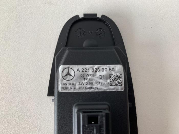 Telefoon (diversen) van een Mercedes-Benz S (W221) 3.0 S-320 CDI 24V 2006