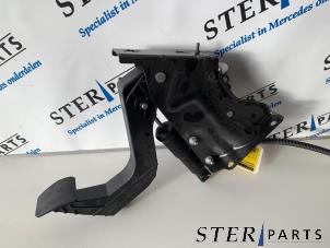 Gebruikte Koppelingspedaal Mercedes Sprinter 3,5t (906.73) 309 CDI 16V Prijs € 24,20 Inclusief btw aangeboden door Sterparts Mercedes specialist