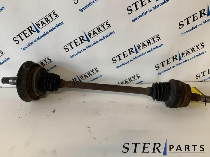 Gebruikte Steekas rechts-achter Mercedes E Combi (S211) 3.2 E-320 CDI 24V Prijs € 49,50 Margeregeling aangeboden door Sterparts Mercedes specialist