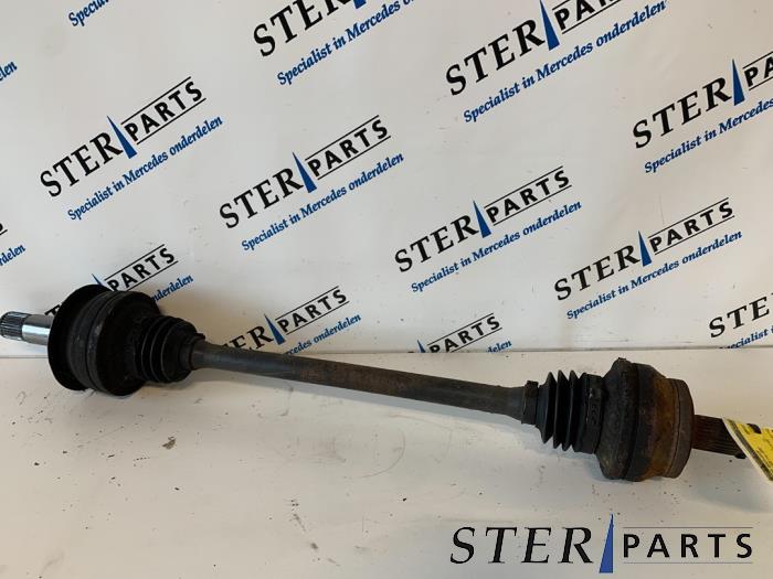 Gebruikte Aandrijfas rechts-achter Mercedes E Combi (S211) 3.0 E-280 CDI V6 24V Prijs € 44,95 Margeregeling aangeboden door Sterparts Mercedes specialist
