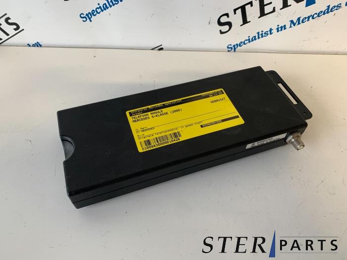 Gebruikte Telefoon Module Mercedes S (W220) 4.0 S-400 CDI V8 32V Prijs € 19,95 Margeregeling aangeboden door Sterparts Mercedes specialist