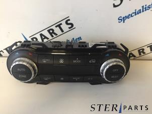 Gebruikte Kachel Bedieningspaneel Mercedes B (W246) 1.5 B-180 CDI,d 16V Prijs € 89,50 Margeregeling aangeboden door Sterparts Mercedes specialist