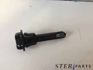 Gebruikte Sensor Temperatuur binnen Mercedes ML II (164/4JG) 3.0 ML-280 CDI 4-Matic V6 24V Prijs € 9,50 Margeregeling aangeboden door Sterparts Mercedes specialist