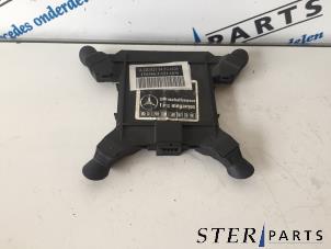 Gebruikte Alarm sensor Mercedes S (W220) 4.3 S-430 V8 24V Prijs € 24,95 Margeregeling aangeboden door Sterparts Mercedes specialist