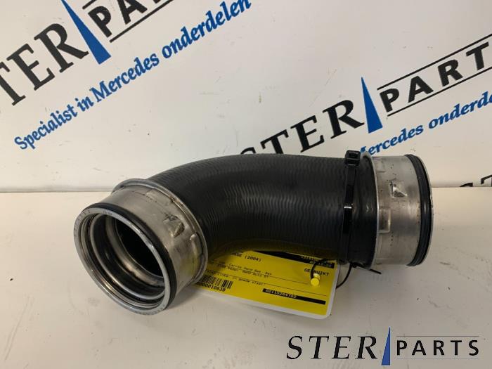 Intercooler Slang Mercedes E (W211), 2002 / 2008 2.2 E-200 CDI 16V, Sedan, 4Dr, Diesel, 2.148cc, 90kW (122pk), RWD, OM646951, 2002-07 / 2008-12, 211.004 (Gebruikt)