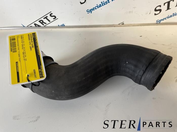 Intercooler Slang Mercedes Vito (639.7), 2003 / 2015 2.2 109 CDI 16V, Bus, Diesel, 2.148cc, 65kW (88pk), RWD, OM646982, 2003-09 / 2006-10, 639.701 (Gebruikt)