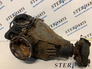Gebruikte Differentieel achter Mercedes SL (R129) 5.0 500 SL 32V Prijs € 250,00 Margeregeling aangeboden door Sterparts Mercedes specialist